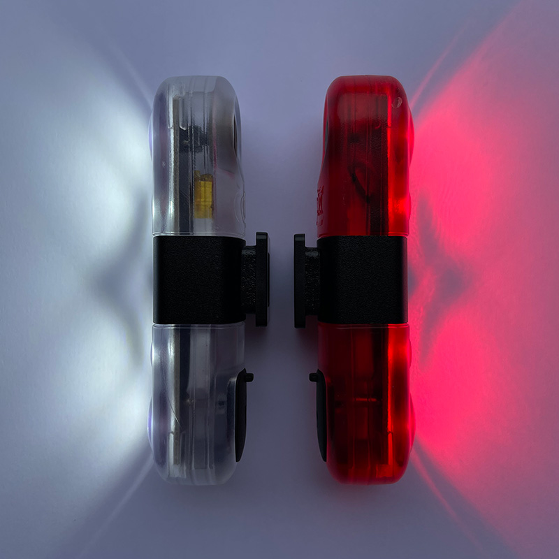 429030 LYNX Kit d'éclairage USB Capsule Duo